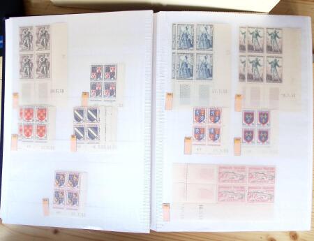 1928-1998, Collection de coins datés en 3 classeurs,