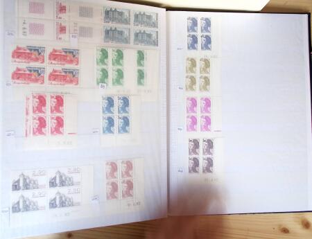 1928-1998, Collection de coins datés en 3 classeurs,