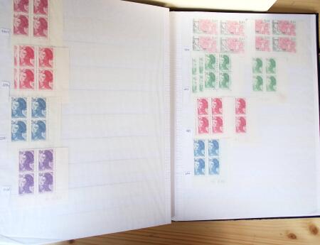 1928-1998, Collection de coins datés en 3 classeurs,