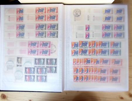 1928-1998, Collection de coins datés en 3 classeurs,