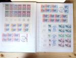 1928-1998, Collection de coins datés en 3 classeurs,