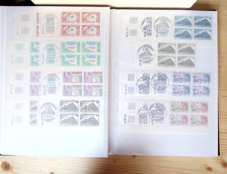 1928-1998, Collection de coins datés en 3 classeurs,