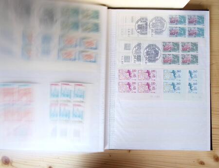 1928-1998, Collection de coins datés en 3 classeurs,