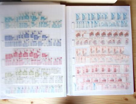 1928-1998, Collection de coins datés en 3 classeurs,