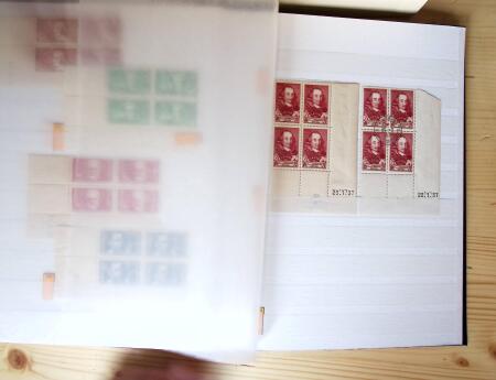 1928-1998, Collection de coins datés en 3 classeurs,