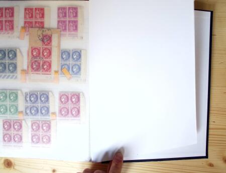 1928-1998, Collection de coins datés en 3 classeurs,