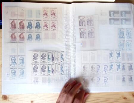1928-1998, Collection de coins datés en 3 classeurs,