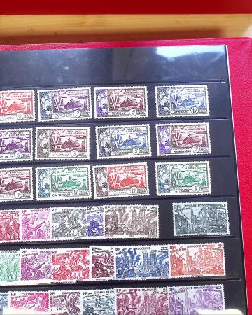 1900-1998 Collection agrémentée d'une collection