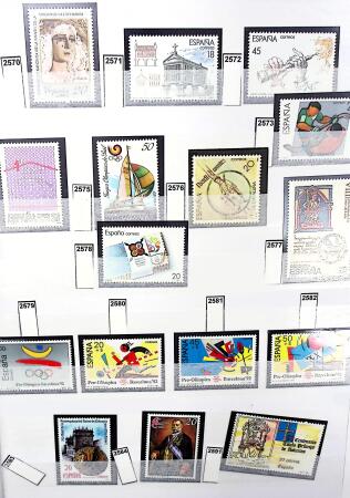 1850-1999, Collection d'ESPAGNE bien fournie en 5 albums
