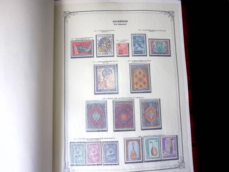 Collection d'ALGERIE 1924-1986 en neuf, très avancé,