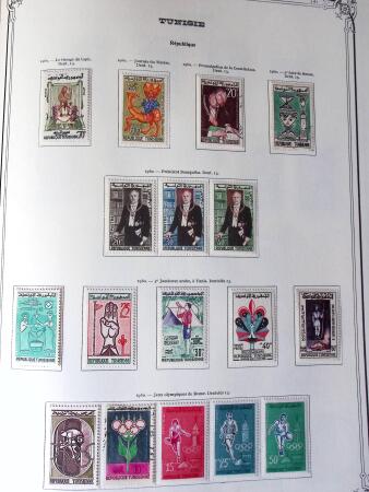 Collection d'ALGERIE 1924-1986 en neuf, très avancé,