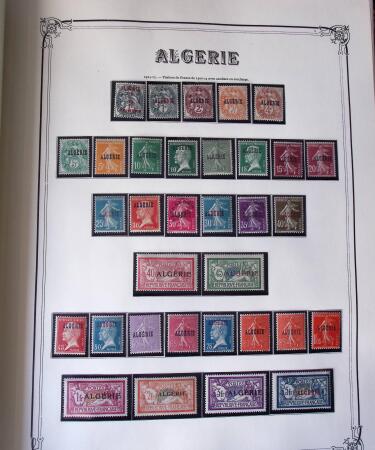 Collection d'ALGERIE 1924-1986 en neuf, très avancé,