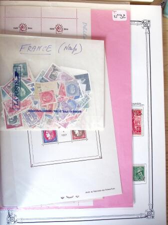 1849-1984, Collection de neufs et oblitérés, centrée