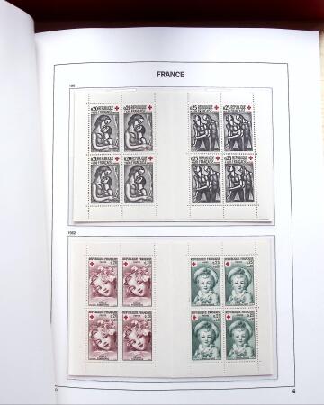 1849-2020, Collection en 12 albums Davo plus un classeur,
