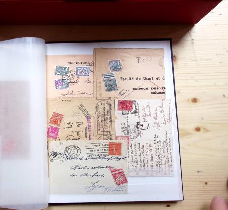 1800-1950, Des centaines de lettres ou cartes postales,