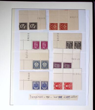 1868-1940, Deux albums d'accumulation de timbres intéressants