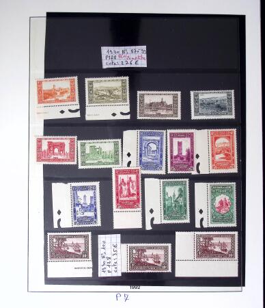 1868-1940, Deux albums d'accumulation de timbres intéressants