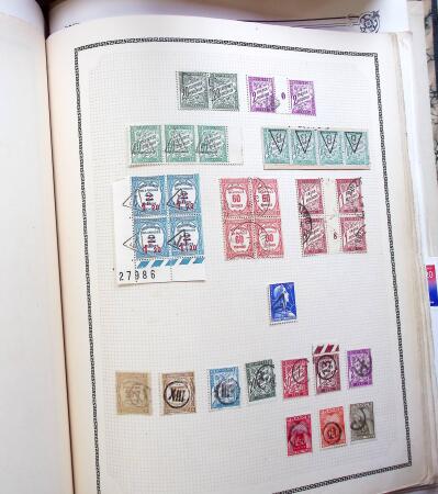 1849-2000, Petite collection en 31 albums ou classeurs