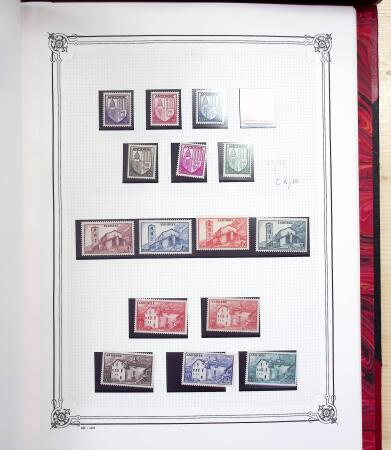 1904-1970, un album rouge Y & T, comprenant une partie