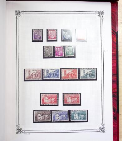 1904-1970, un album rouge Y & T, comprenant une partie