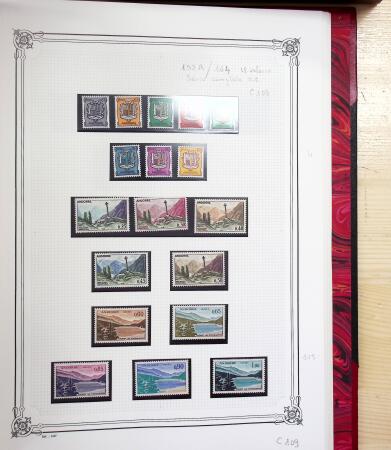 1904-1970, un album rouge Y & T, comprenant une partie