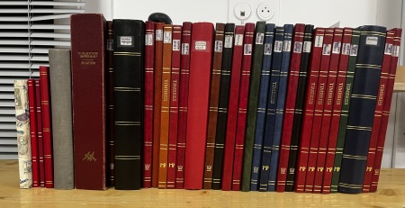 1885-1980, Ensemble de neufs et d'oblitérés en 33 classeurs