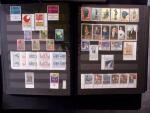 1944-80 Complete never hinged collection in two stockbooks,
