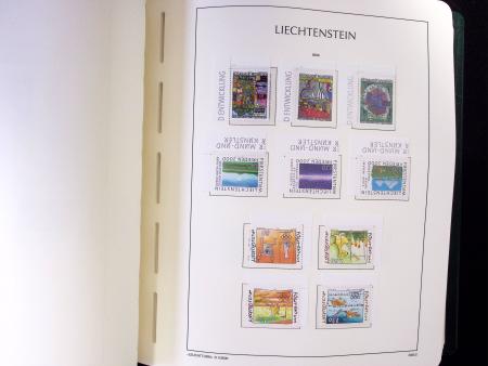 1929-2018 Complete never hinged collection in three