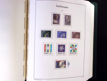 1929-2018 Complete never hinged collection in three