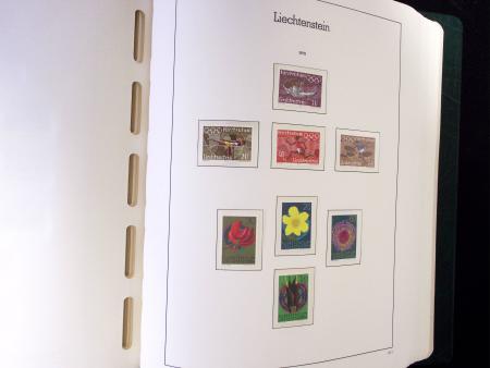 1929-2018 Complete never hinged collection in three