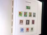 1929-2018 Complete never hinged collection in three