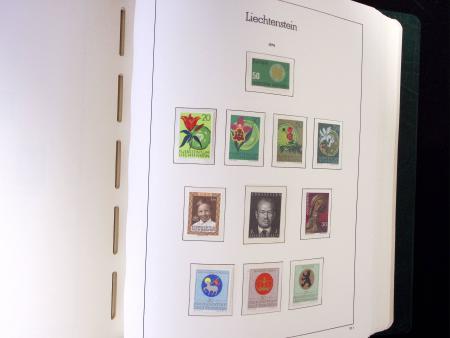 1929-2018 Complete never hinged collection in three