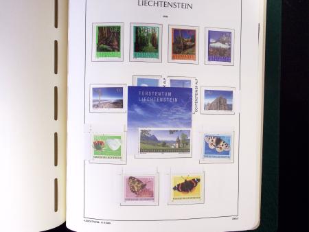 1929-2018 Complete never hinged collection in three