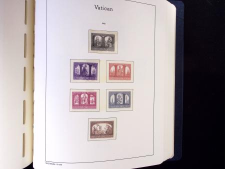 1929-2018 Complete never hinged collection in three