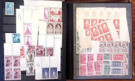 1834-1986, Collection en 4 classeurs, avec solide stock