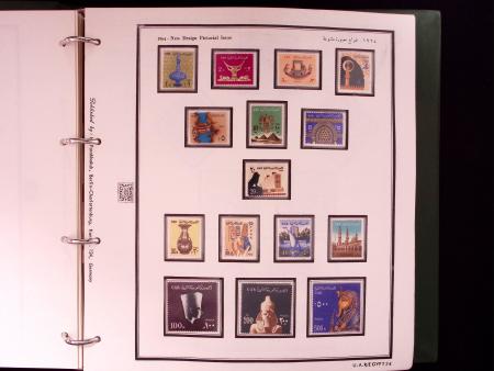 1866-1984 Complete mint collection in two specialised