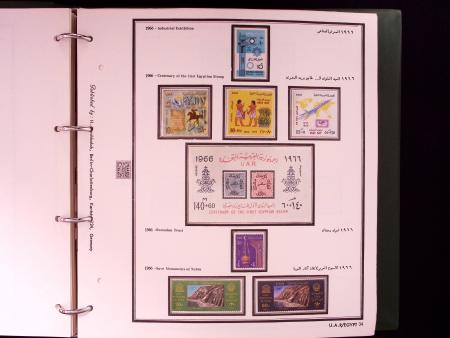1866-1984 Complete mint collection in two specialised