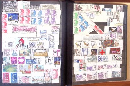 1849-1992, Collection en un classeur, très fournie