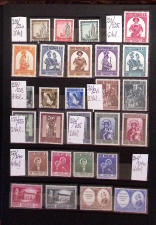 1852-1997, Chiefly mint collection of Vatican in two