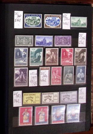 1852-1997, Chiefly mint collection of Vatican in two