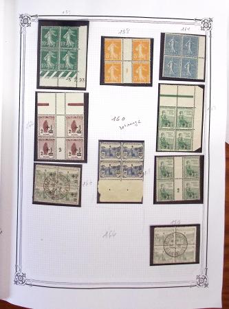 1900-2023, Collection de timbres en BLOCS DE QUATRE