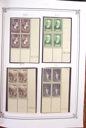1900-2023, Collection de timbres en BLOCS DE QUATRE