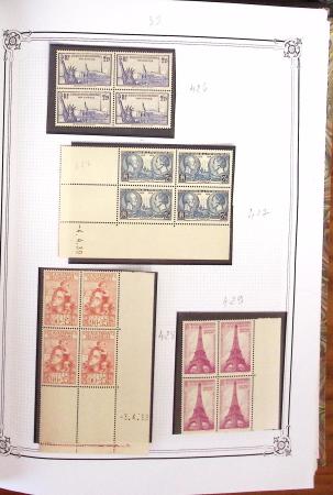 1900-2023, Collection de timbres en BLOCS DE QUATRE