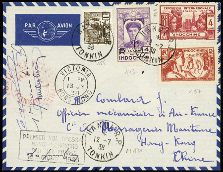 13.7.1938. lettre avec cachet rect "Premier vol d'essai Hanoï - Hongkong par Air France 13 juillet 1938" et signatures des pilotes Corsin et Monteil et du mécanicien Combard (M 131 Indochine). TB