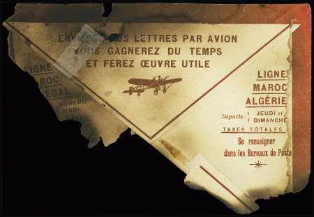 Env. Latécoère brûlée + env. PTT n°827 avec étiquette ronéotypée "Correspondance trouvée dans les débris de l'avion postal incendié à le 11 décembre 1925" (Nierinck n°251211). TB