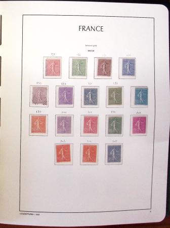 1849-1989, lot de 13 albums et classeurs comprenant