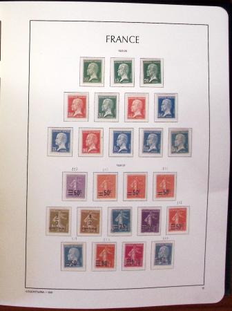 1849-1989, lot de 13 albums et classeurs comprenant