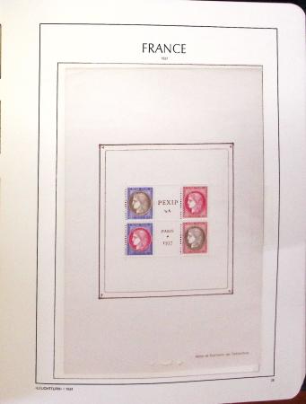 1849-1989, lot de 13 albums et classeurs comprenant
