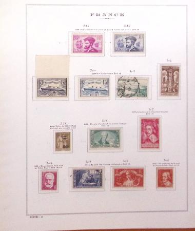 1849-1989, lot de 13 albums et classeurs comprenant