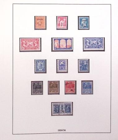 1849-1989, lot de 13 albums et classeurs comprenant